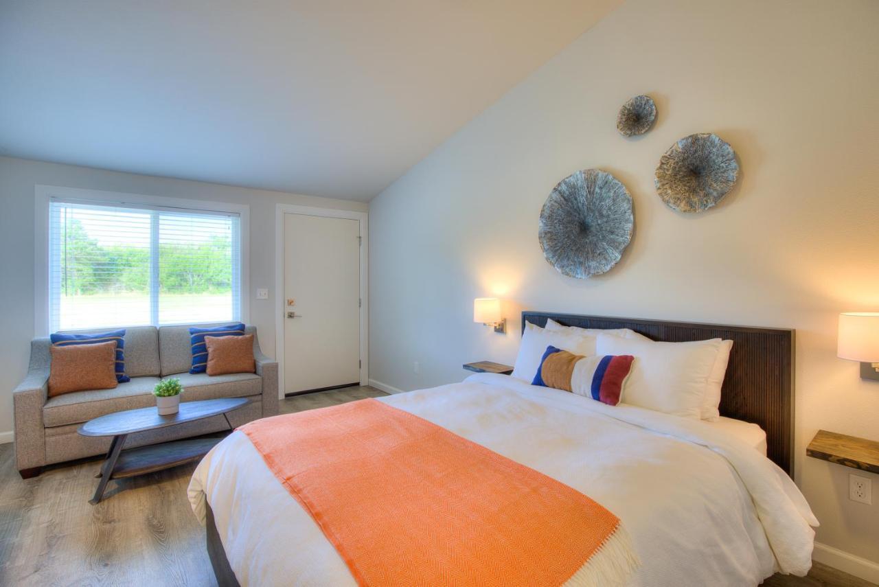 Ocean Shores Resort - Brand New Rooms (Adults Only) ภายนอก รูปภาพ